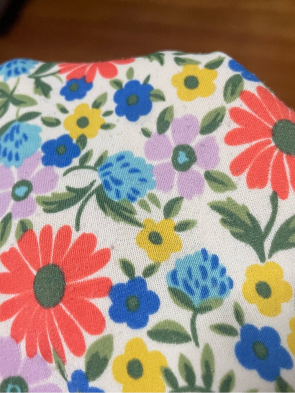 Baby Boden Floral Long-Sleeve Rashguard Swimsuit & Hat Size 12-18 Months - Picture 9 of 12